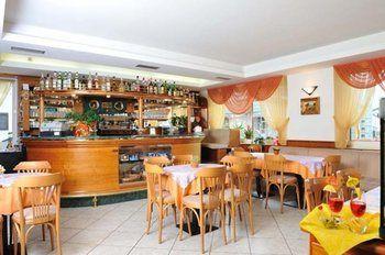 Alpencolor Tonale Hotel 3*