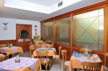 Alpencolor Tonale Hotel 3*